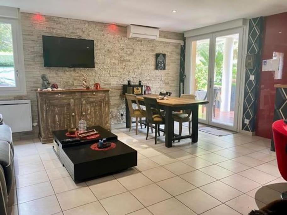 Un Petit Coin De Paradis Toulouse Kültér fotó